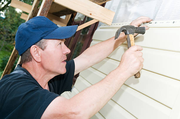 Best Siding Painting and Refinishing  in Cloverdale, CA